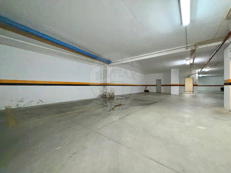Apartamento T3 para Arrendamento em Silveira Foto 9