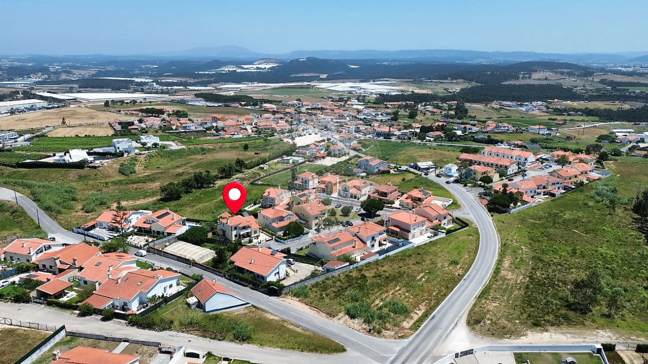 Moradia T3 para Venda em A dos Cunhados e Maceira Foto 6