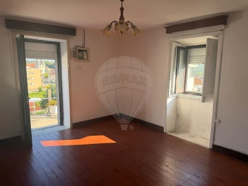 Moradia T1 para Venda em Cesar