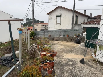 Moradia T1 para Venda em Cesar