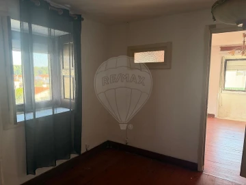 Moradia T1 para Venda em Cesar