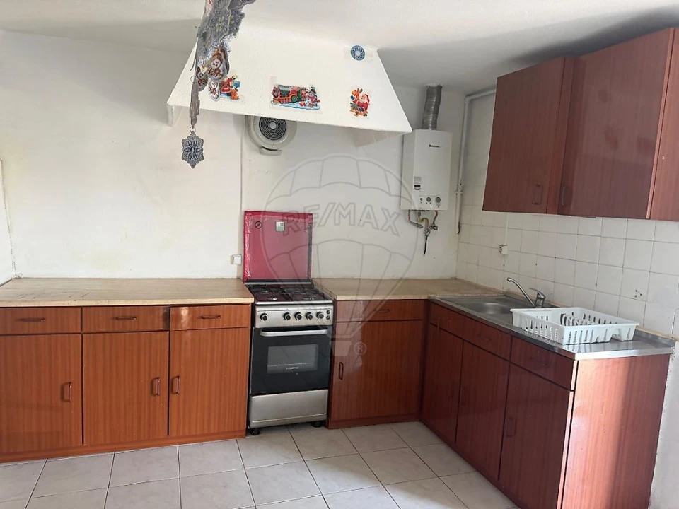 Moradia T1 para Venda em Cesar Foto 13