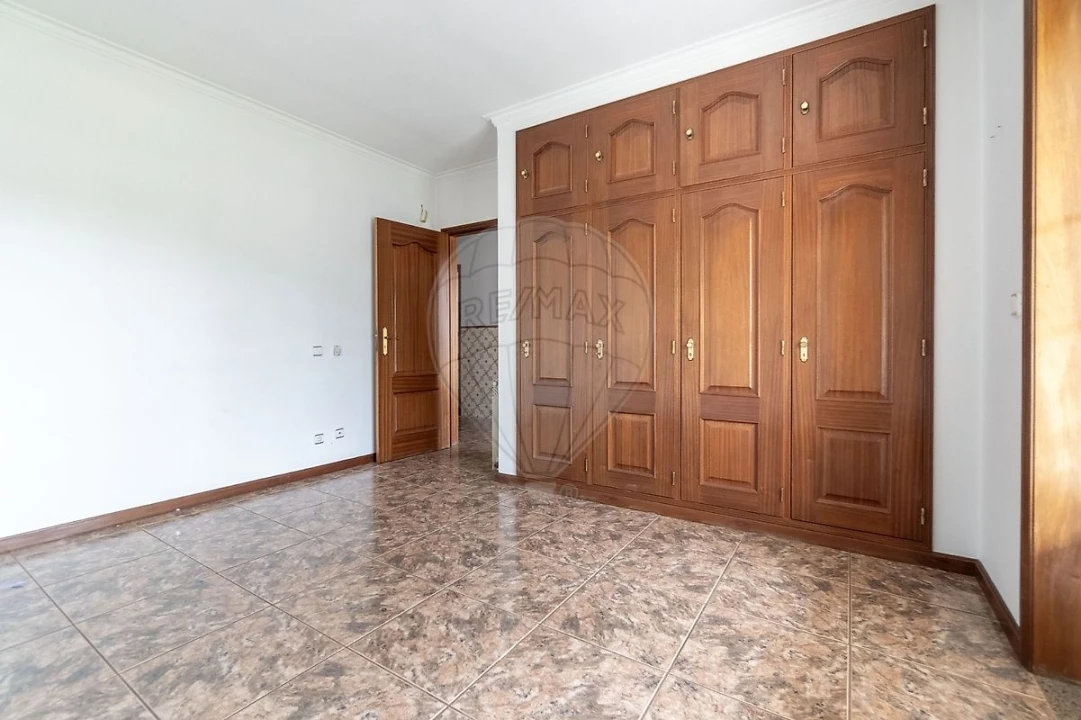 Moradia T3 para Venda em Vila Chã, Codal e Vila Cova de Perrinho Foto 7