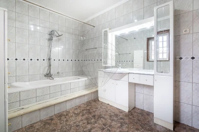 Moradia T3 para Venda em Vila Chã, Codal e Vila Cova de Perrinho