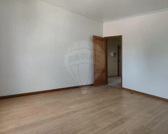 Apartamento T2 para Venda em Benfica do Ribatejo