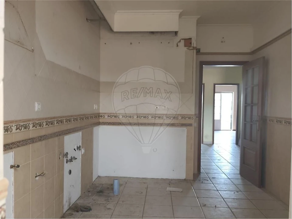 Apartamento T2 para Venda em Benfica do Ribatejo Foto 12