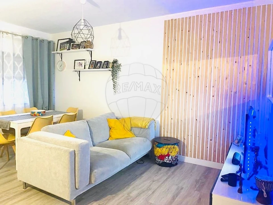 Apartamento T3 para Venda em Arruda dos Vinhos Foto 4