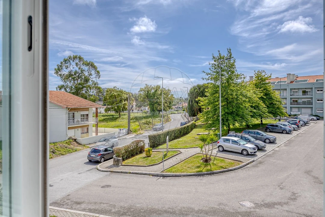 Apartamento T2 para Venda em Canelas Foto 18