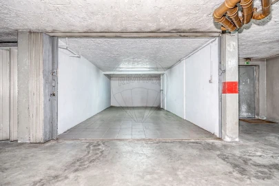 Apartamento T2 para Venda em Canelas