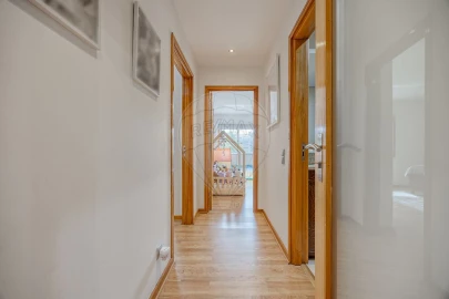Apartamento T2 para Venda em Canelas