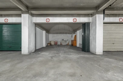 Apartamento T6 para Venda em Vila Nova de Famalicão e Calendário