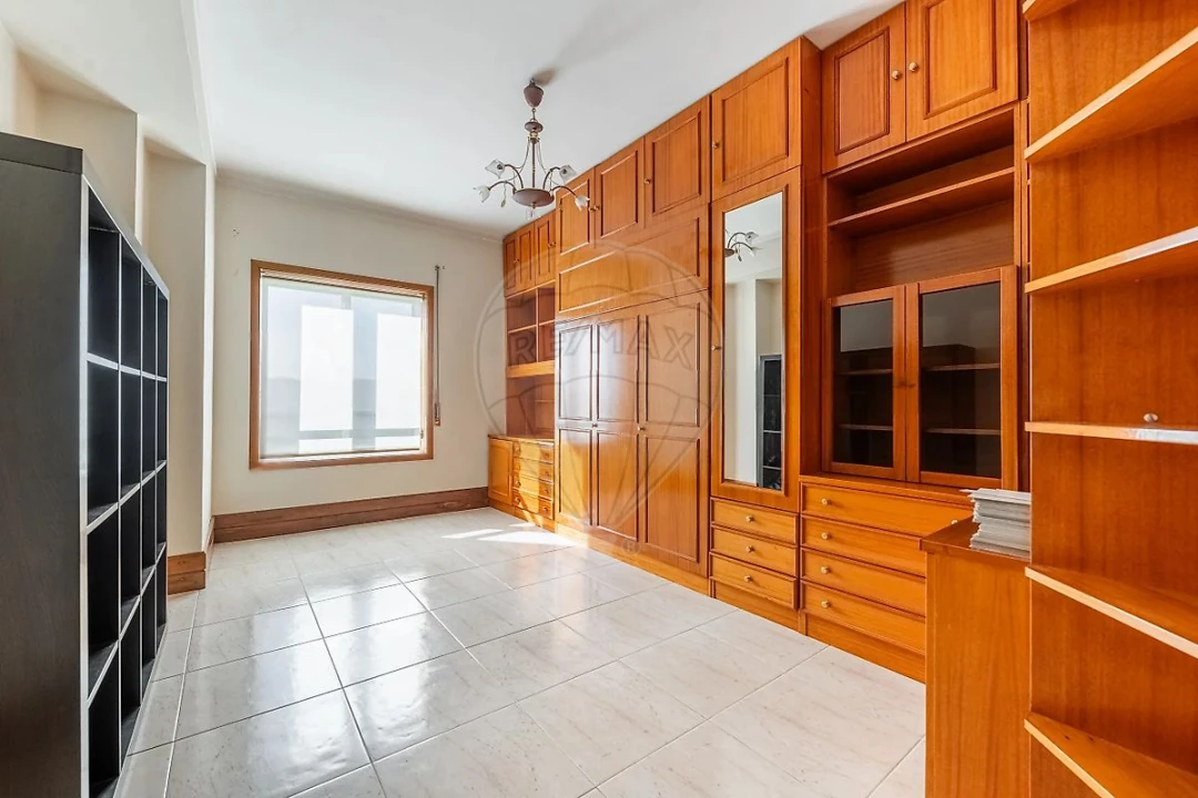 Apartamento T6 para Venda em Vila Nova de Famalicão e Calendário Foto 27