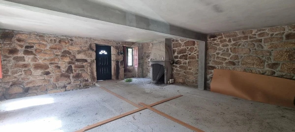 Moradia para Venda em Fiães