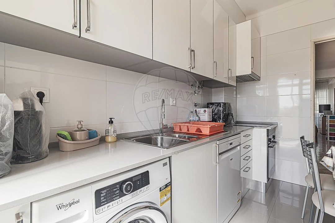 Apartamento T2 para Venda em Algueirão-Mem Martins Foto 21