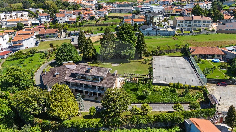 Quinta T6 para Venda em Argoncilhe Foto 8