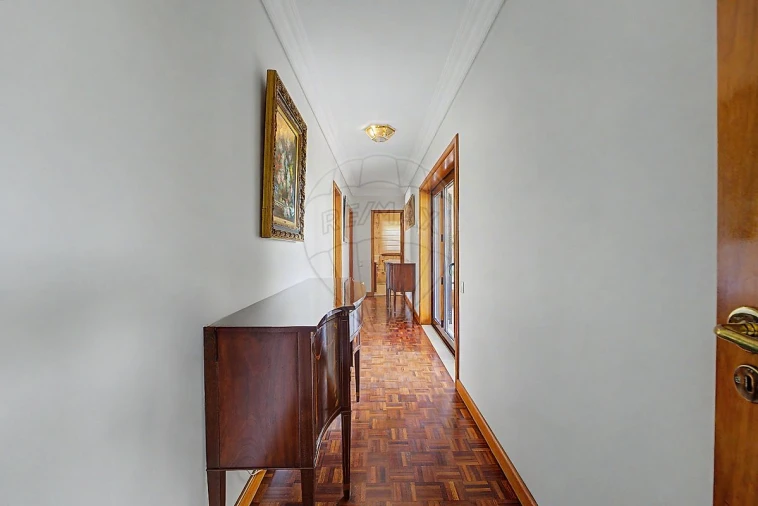 Quinta T6 para Venda em Argoncilhe Foto 33