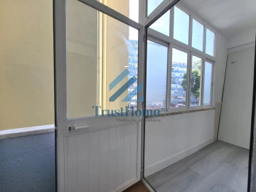 Apartamento para Venda em Venteira