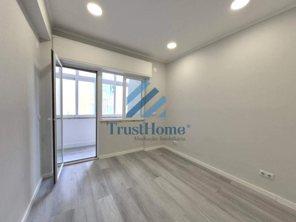 Apartamento para Venda em Venteira Foto 12