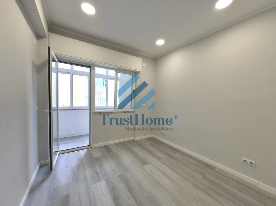 Apartamento para Venda em Venteira Foto 12