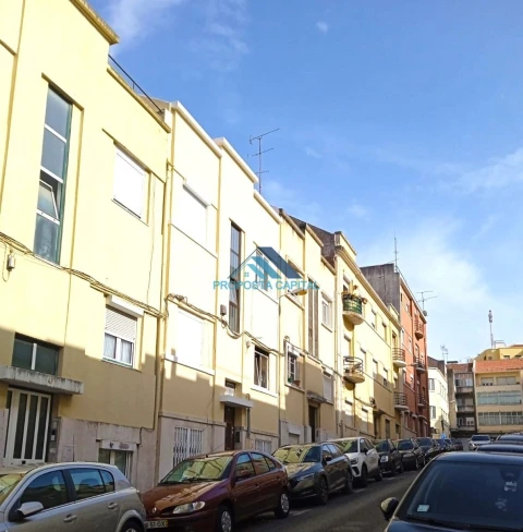 Apartamento T1 para Venda em Penha de França