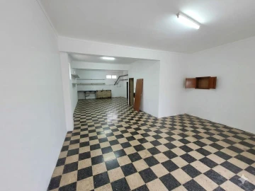 Garagem para Venda em União das Freguesias de Setúbal