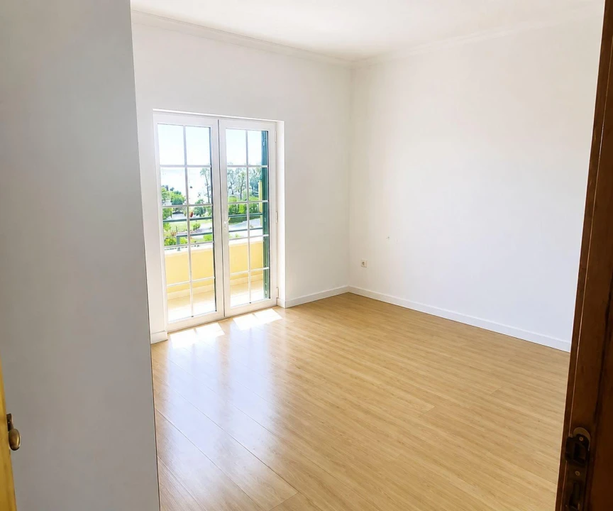 Moradia T4 para Venda em União das Freguesias de Setúbal Foto 10