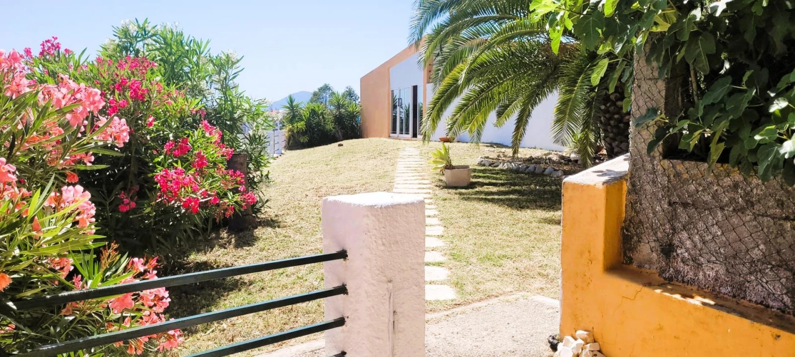 Moradia T4 para Venda em União das Freguesias de Setúbal Foto 2