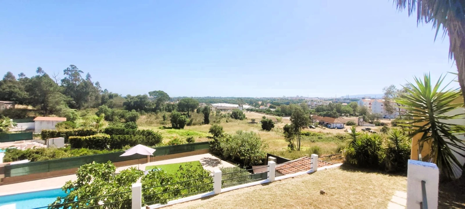 Moradia T4 para Venda em União das Freguesias de Setúbal Foto 4