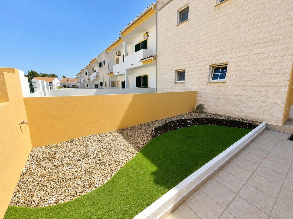 Moradia T4 para Venda em União das Freguesias de Setúbal Foto 43