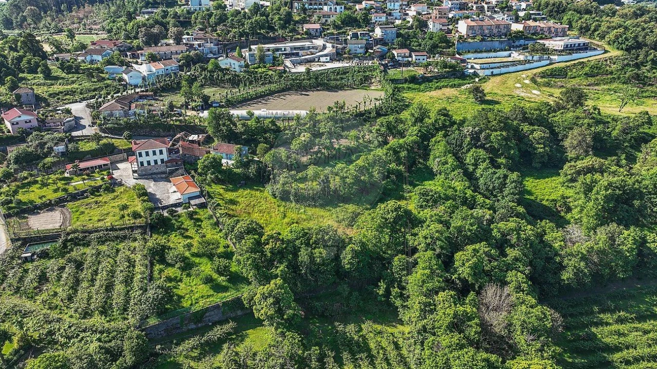 Moradia T7 para Venda em Este (São Pedro e São Mamede) Foto 4