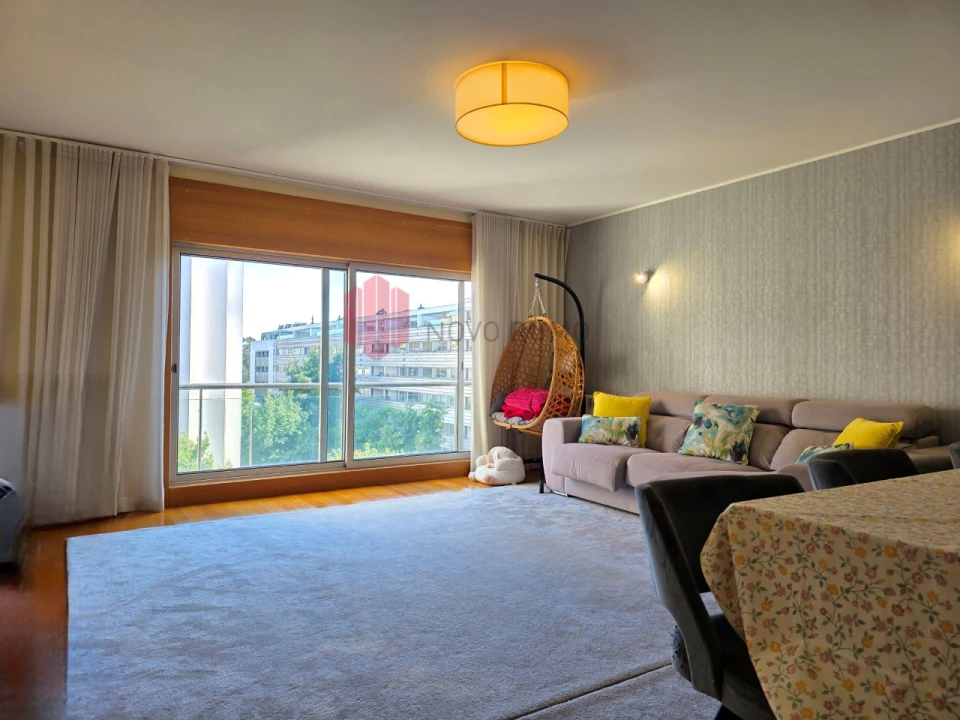 Apartamento T3 para Venda em Cidade da Maia Foto 6