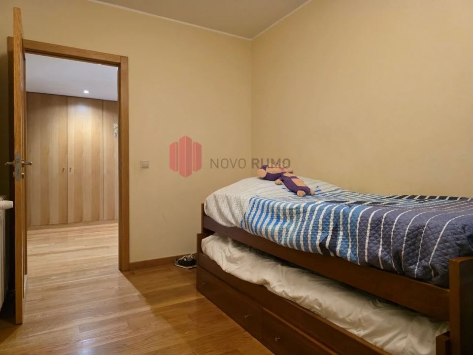 Apartamento T3 para Venda em Cidade da Maia Foto 11