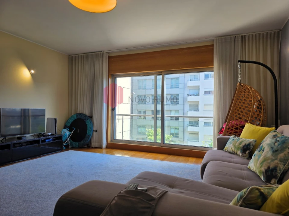 Apartamento T3 para Venda em Cidade da Maia Foto 25