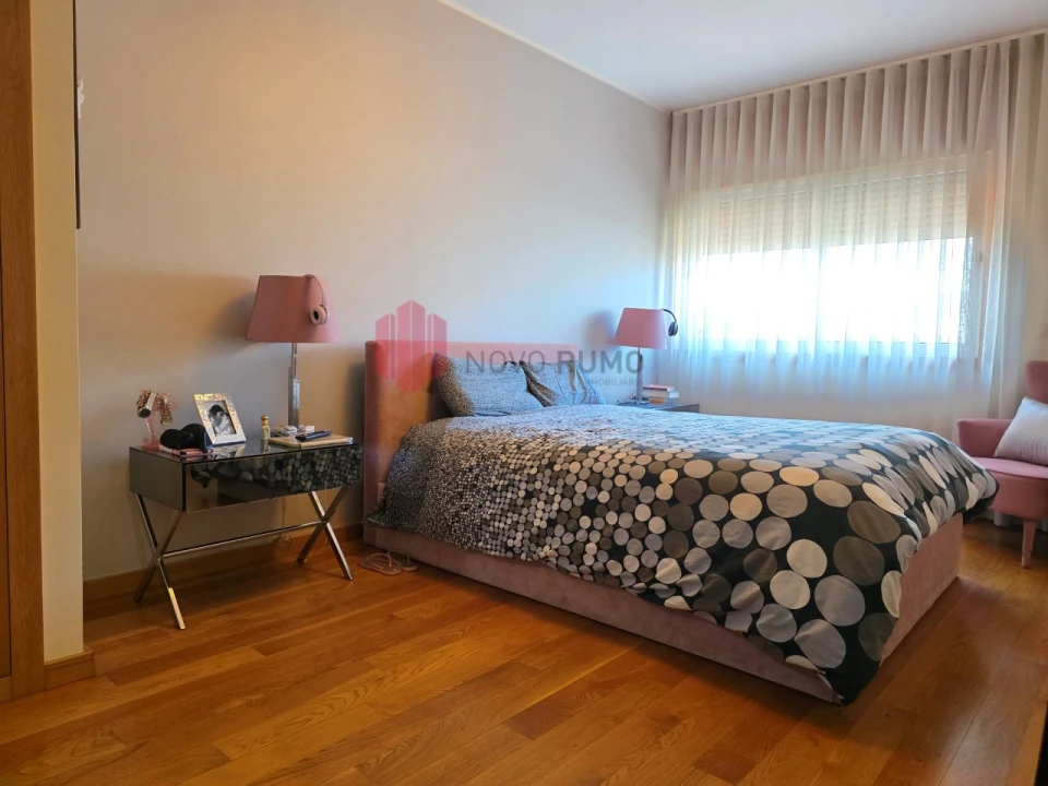 Apartamento T3 para Venda em Cidade da Maia Foto 32