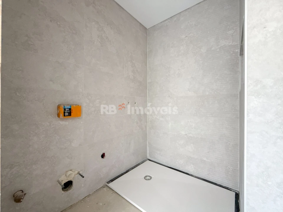 Moradia T3 para Venda em Aguas Belas Foto 23
