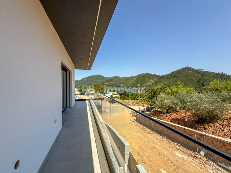 Moradia T3 para Venda em Aguas Belas Foto 31