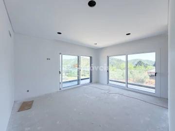 Moradia T3 para Venda em Aguas Belas