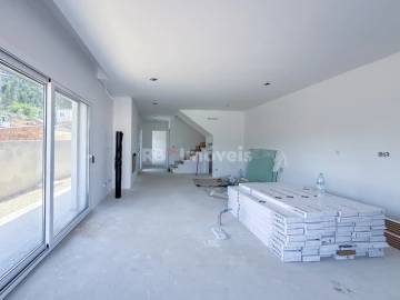 Moradia T3 para Venda em Aguas Belas