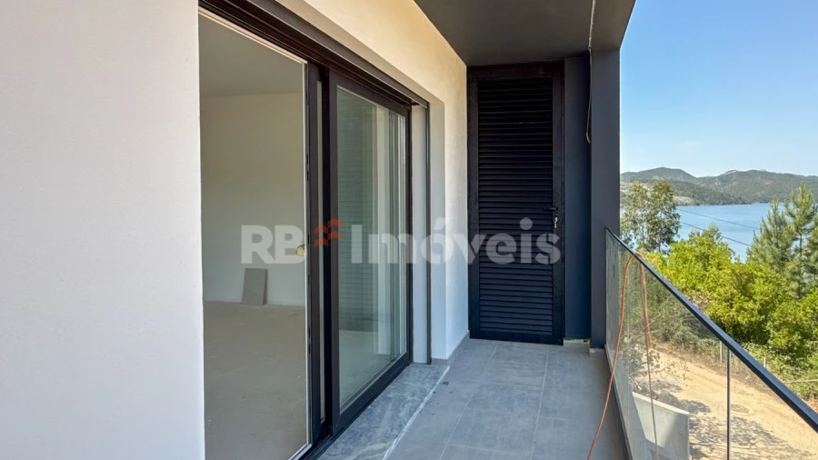 Moradia T3 para Venda em Aguas Belas
