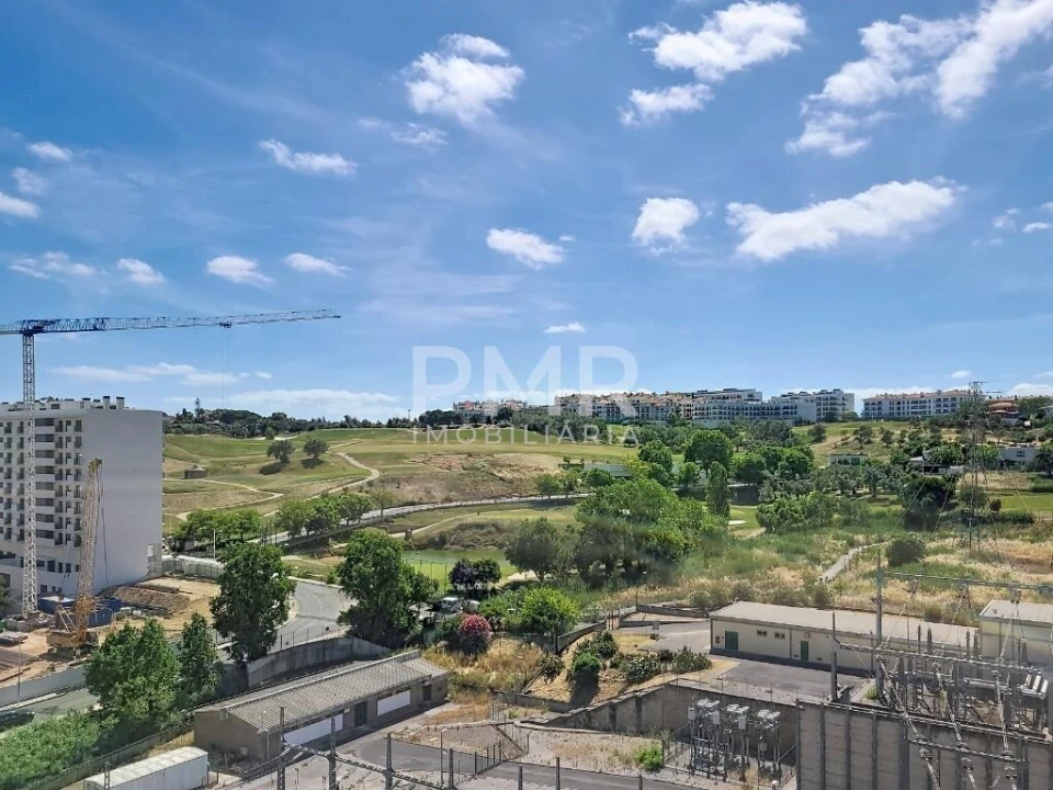 Apartamento T2 para Arrendamento em Lumiar Foto 12