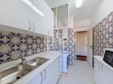 Apartamento T2 para Arrendamento em Lumiar