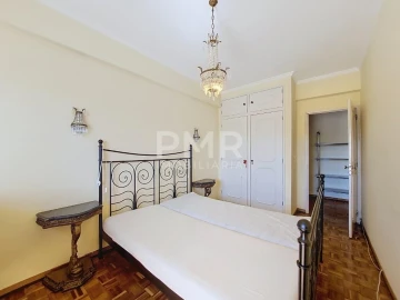 Apartamento T2 para Arrendamento em Lumiar