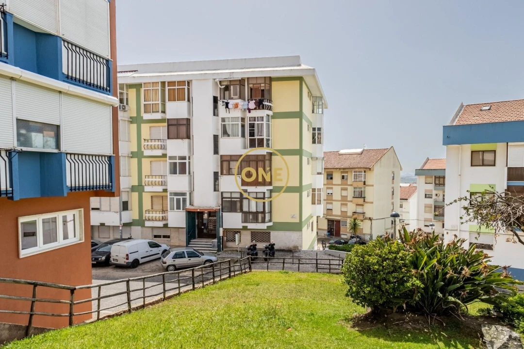 Apartamento T3 para Venda em Ramada e Caneças Foto 21