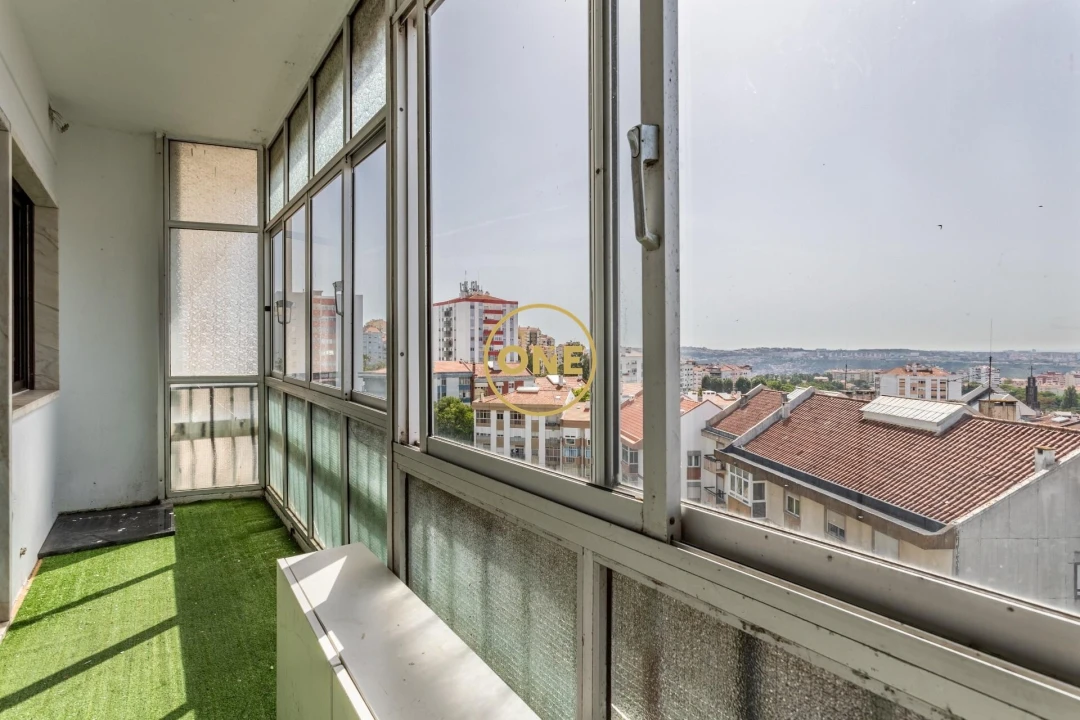 Apartamento T3 para Venda em Ramada e Caneças Foto 14