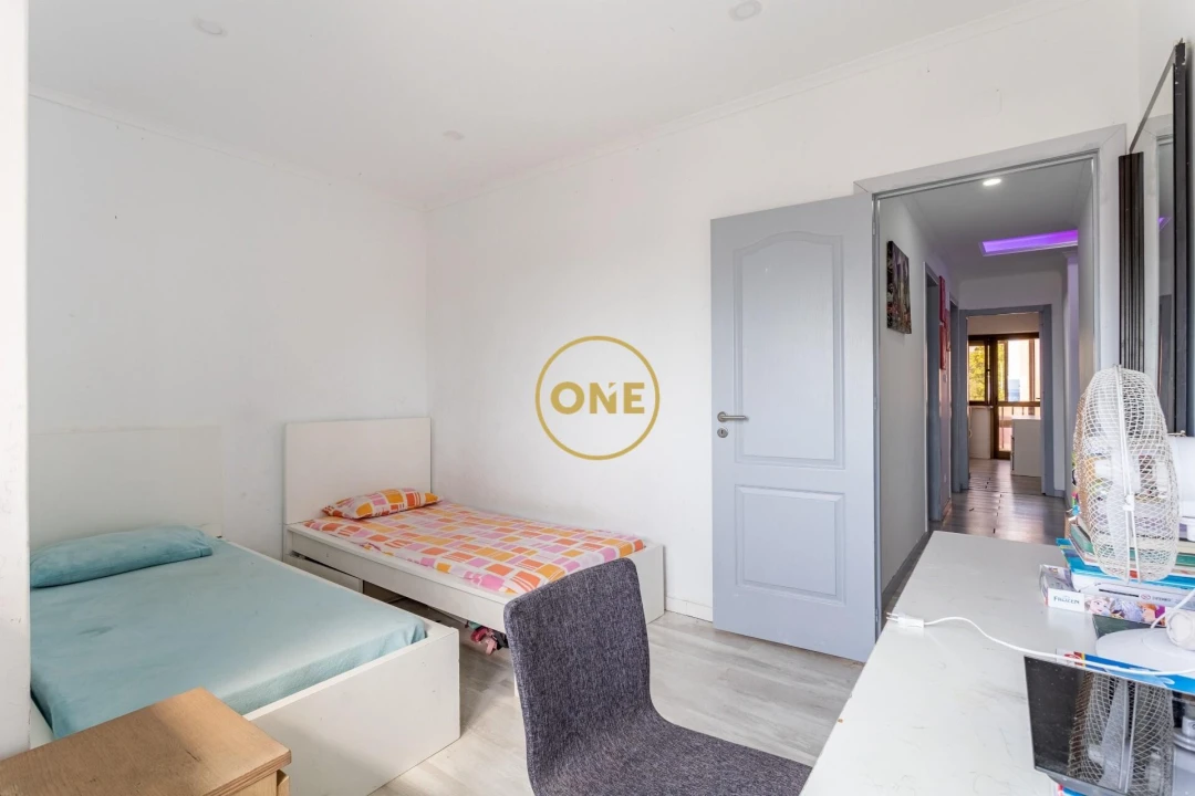 Apartamento T3 para Venda em Ramada e Caneças Foto 7