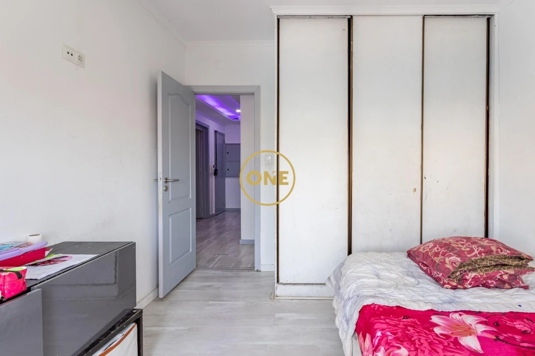 Apartamento T3 para Venda em Ramada e Caneças Foto 5
