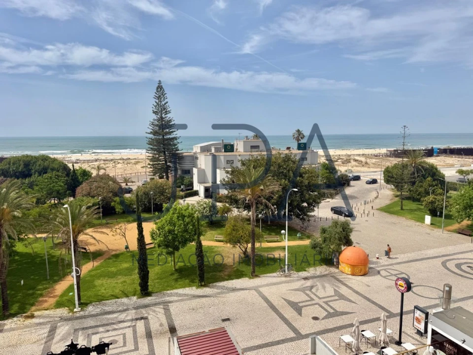Apartamento T2 para Venda em Monte Gordo Foto 7