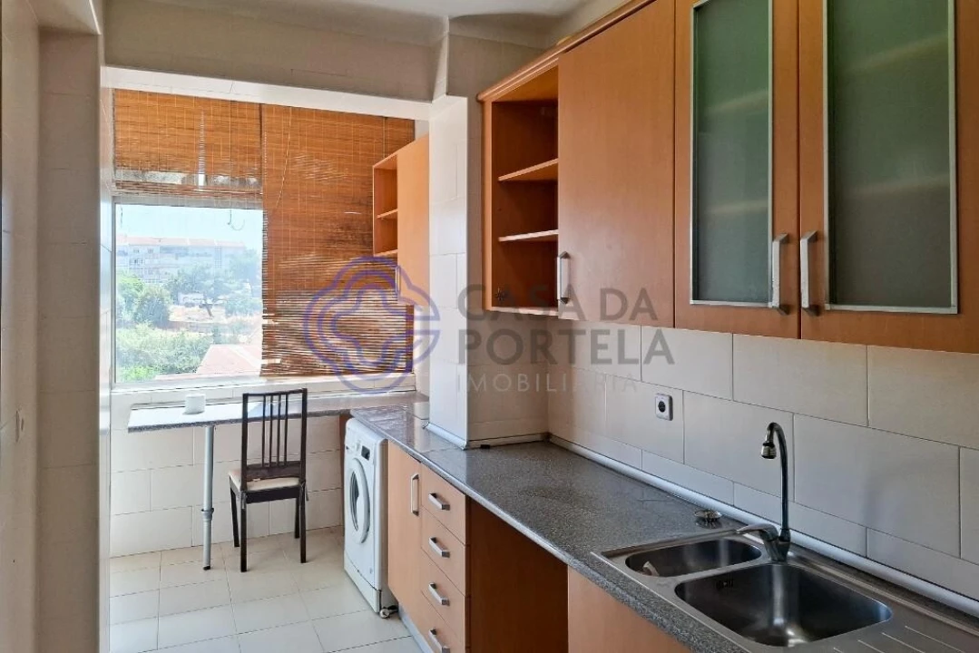 Apartamento T2 para Venda em Amora Foto 8