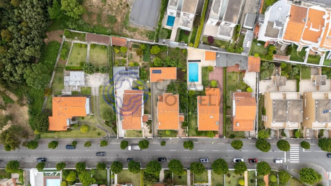 Moradia T5 para Venda em Gulpilhares e Valadares Foto 44