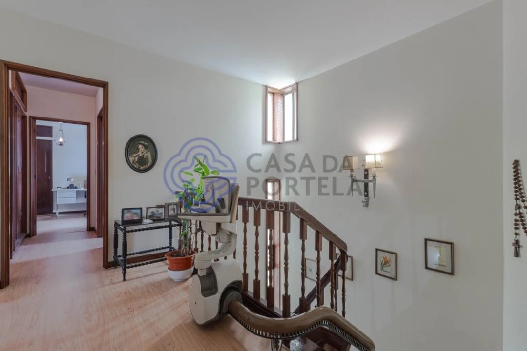 Moradia T5 para Venda em Gulpilhares e Valadares Foto 31